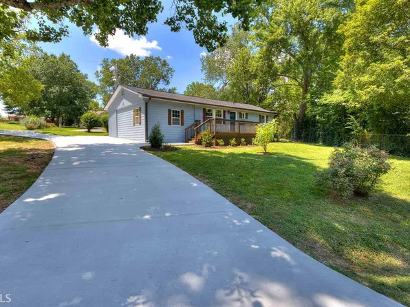 1114 New Town Church Rd, Calhoun, GA 30701