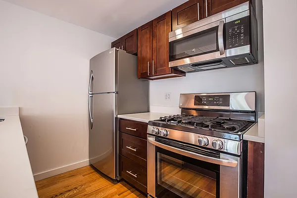 Rented by Nooklyn NYC LLC | media 51