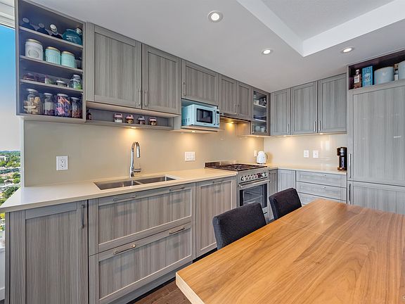 3rd image of 5470 Ormidale St #2805