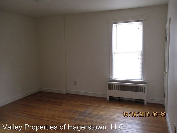 4th image of 40 East Ave APT 3FW