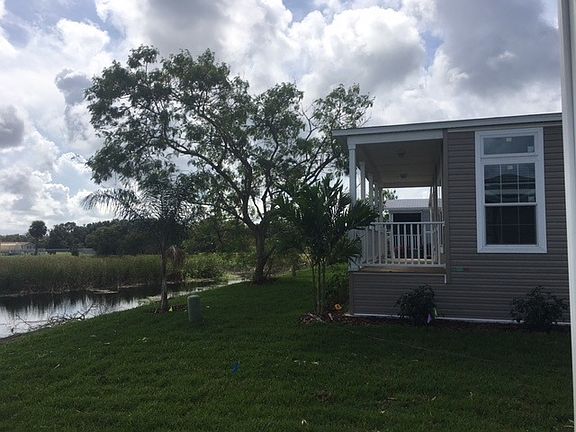 4th image of 2630 Pier Dr