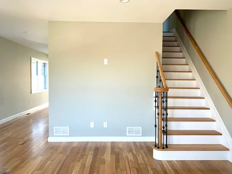 3 bed, 2.5 bath, 1600 sqft, $3,600 — Photo 1