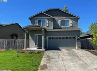 1225 Riverfront Way, Cottage Grove, OR 97424