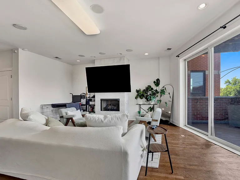 3505 N Elston Ave #2 — Photo 9