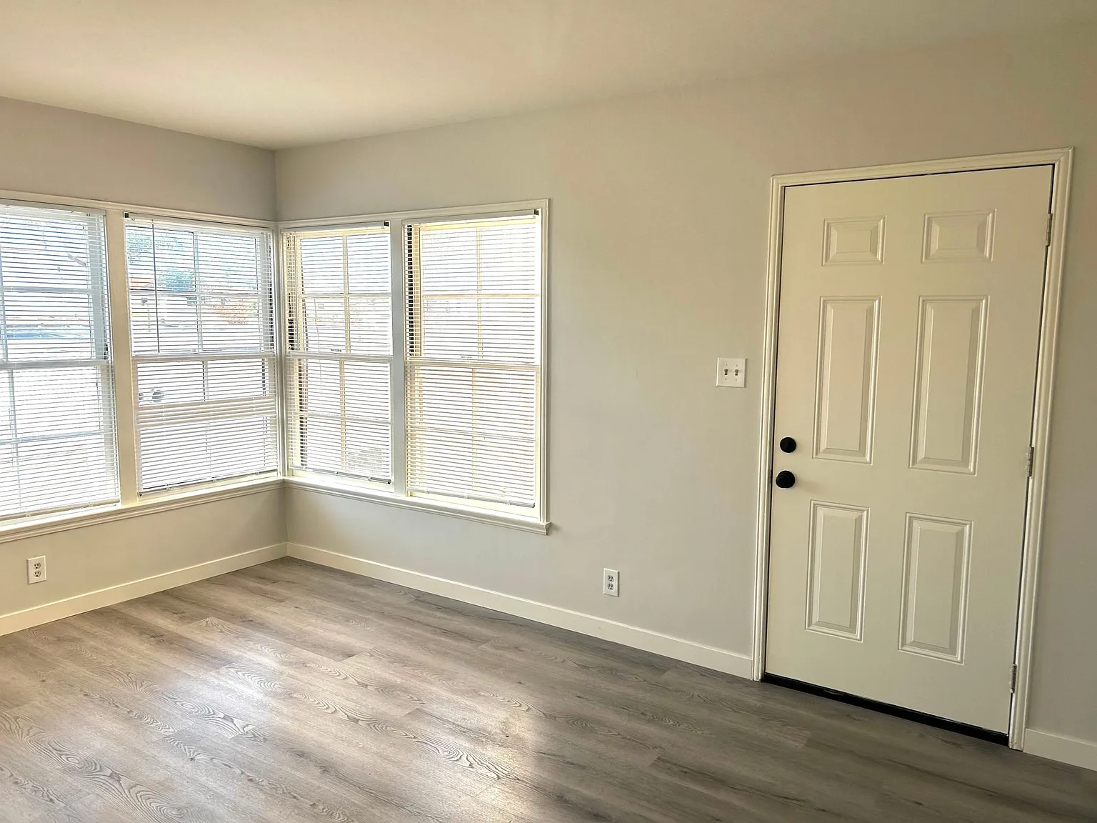 1 bed, 520 sqft, $2,295 — Photo 1