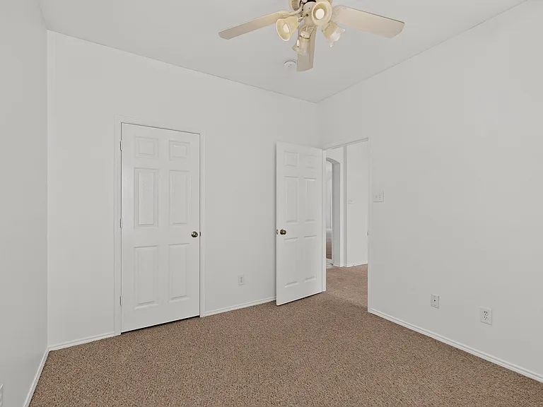 4184 Capstone Dr — Photo 34