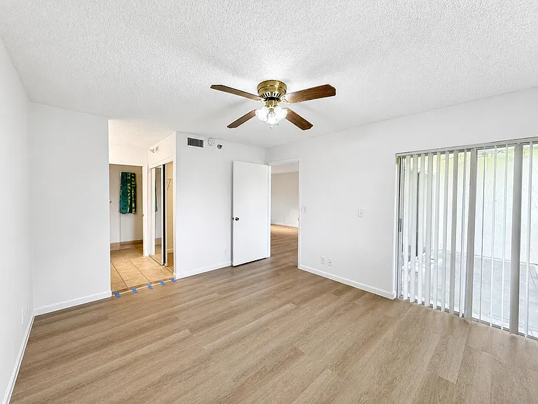 340 NW 67th St #108 — Photo 19