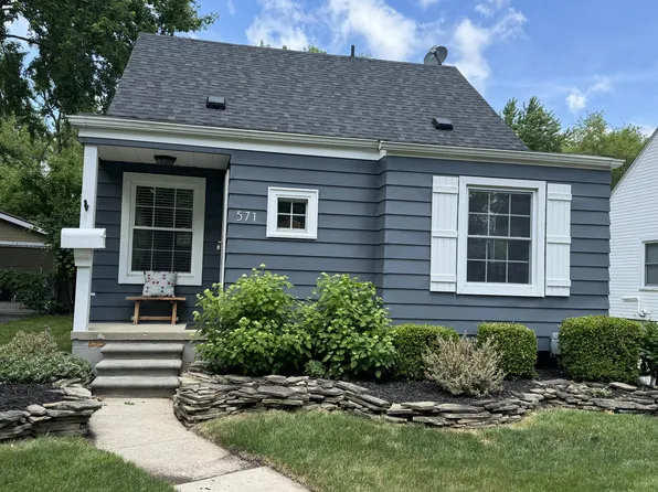 571 E Baker Ave, Clawson, MI 48017