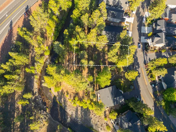 390 S Timber Creek Dr, Sisters, OR 97759