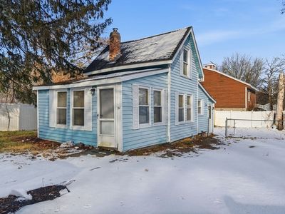 51 Bellevue Ave, Dracut, MA, 01826