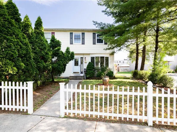 2026 Glendale Ave, Bethlehem, PA 18018