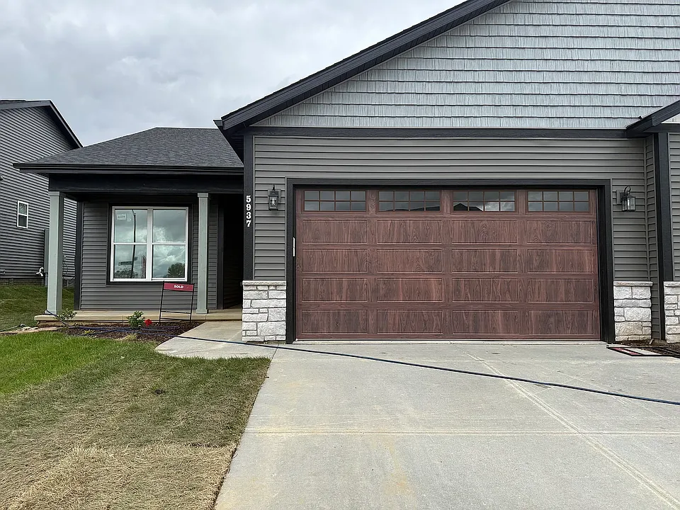5937 Butterfield Ct