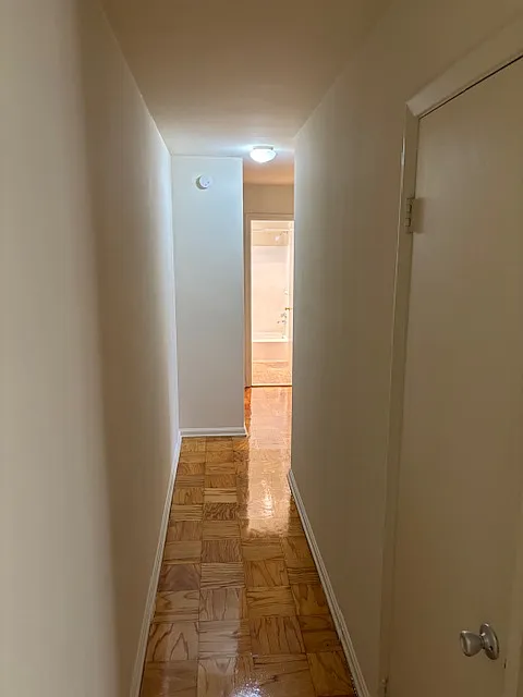 3 bed, 864 sqft, $1,000 — Photo 2