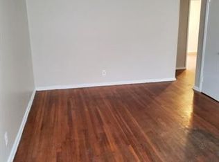 2813 Columbus Cir, Charlotte, NC 28208