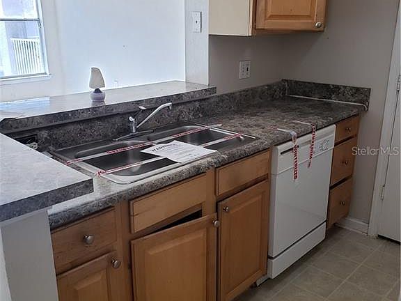 3rd image of 18010 Villa Creek Dr #18010