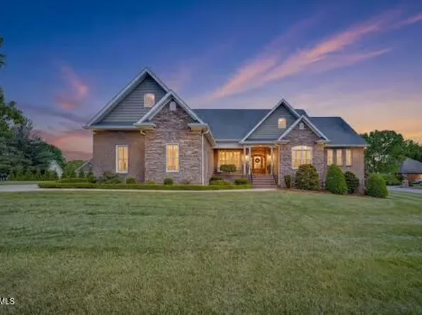 117 Wedgewood Cir, Elizabethton, TN 37643