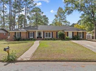 1805 Robinhood Rd, Albany, GA 31707