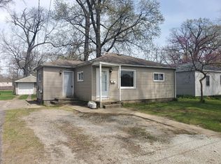 1408 E 6th St, Hobart, IN 46342