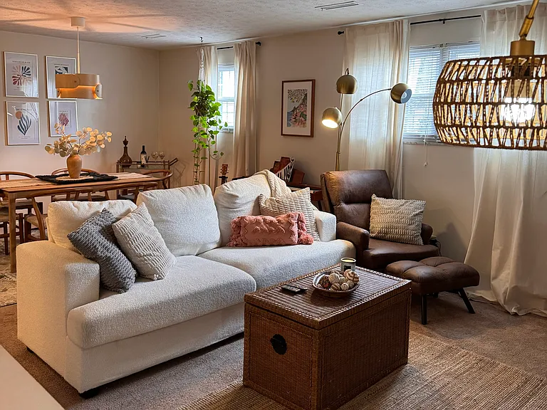 60 Colonial Estates Dr — Photo 29