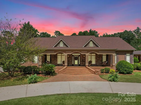 118 Lennox Dr, Wadesboro, NC 28170