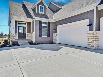 13477 W 174th Pl, Overland Park, KS, 66221