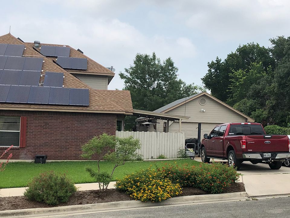 2nd image of 604 Riverside Dr