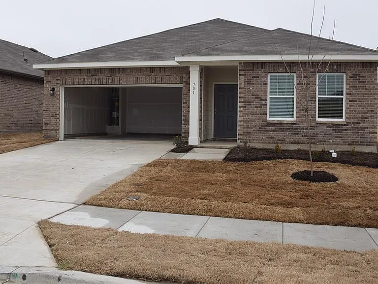 701 Cherry Blossom St — Photo 2