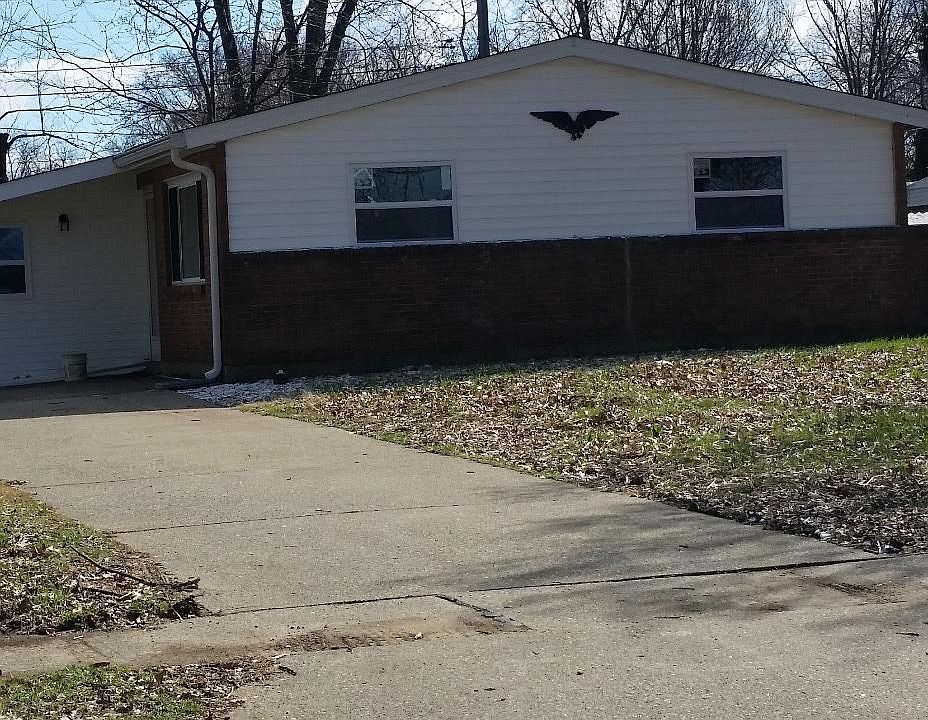 1st image of 5700 Tall Oaks Dr