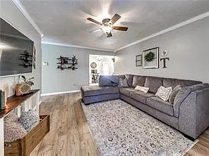 218 Tanglewood Dr — Photo 6