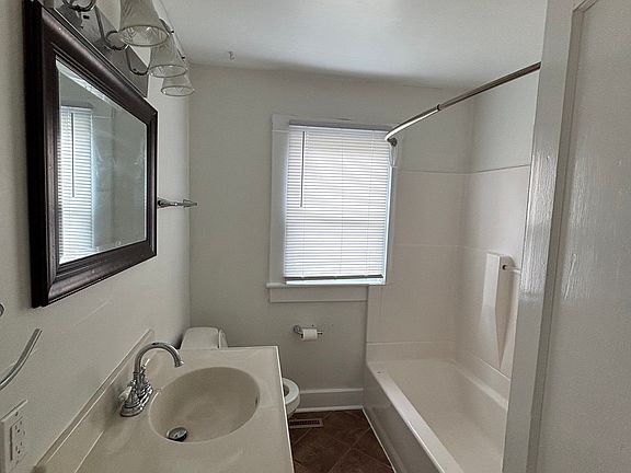 425 S Magnolia Ave - Photo 5_10142025