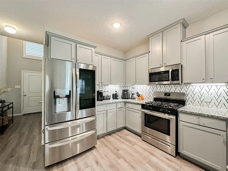 727 Road 5105 — Photo 11