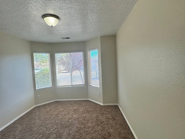 511 Blue Sage Ave SW — Photo 17