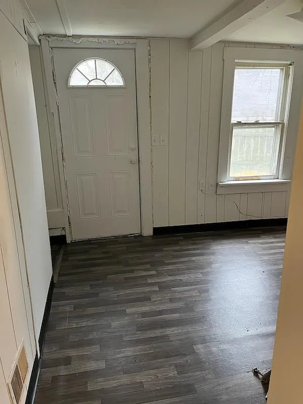 1146 Cherry St — Photo 3