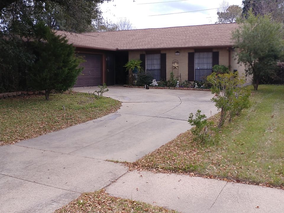 1st image of 16607 Great Glen Dr