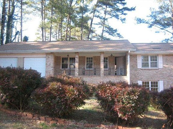 2nd image of 4803 Casa Loma Dr