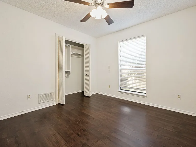 173 Simmons Dr — Photo 9