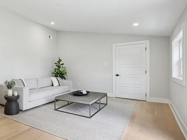 3 Wilmer Ave — Photo 24
