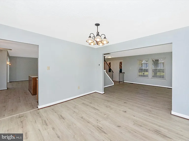 408 Willow Hill Ct — Photo 46