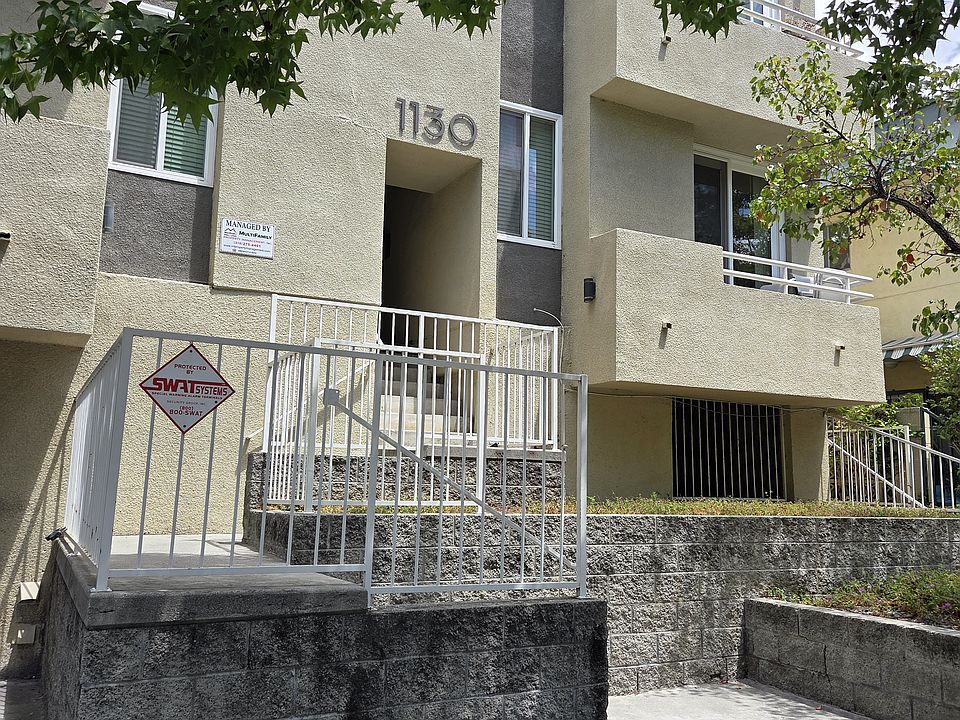 1st image of 1130 Rexford Dr APT 4