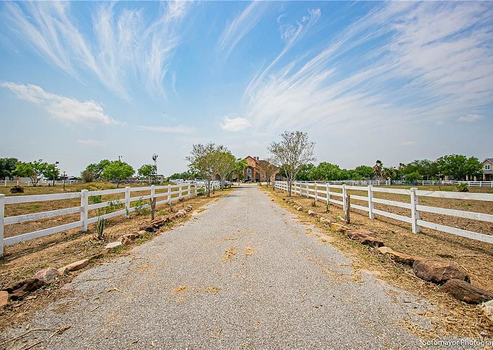 21527 Los Venados Dr, Edinburg, TX 78542 MLS 355744 Zillow