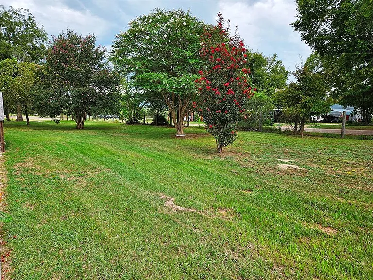 218 Waco St — Photo 19