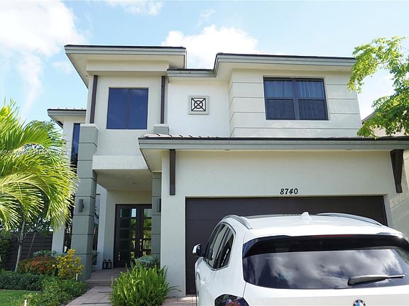 4th image of 8740 NW 157th Ter