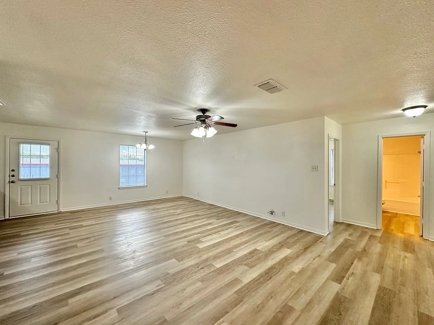 Hickory Dr 805 — Photo 4