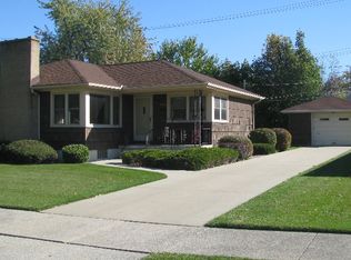 1903 S Jackson St, Bay City, MI 48708