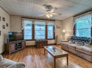 11 Grove St APT B, Millbury, MA 01527