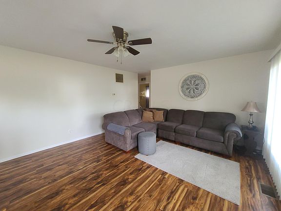 2nd image of 270 Sara Ave