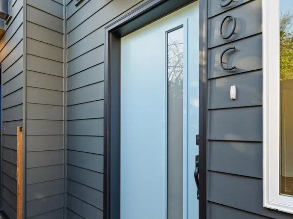 1050 C S Donovan Street, Seattle, WA 98108