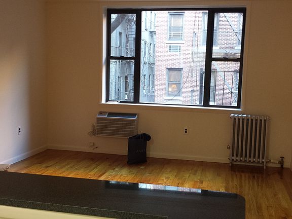 3rd image of 259 W 15th St APT 2D