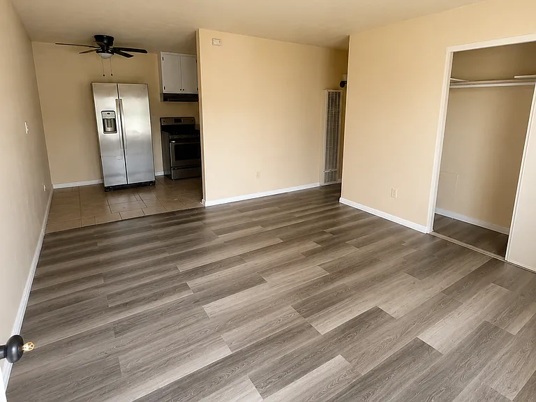 1597 E Washington Ave #2 — Photo 5