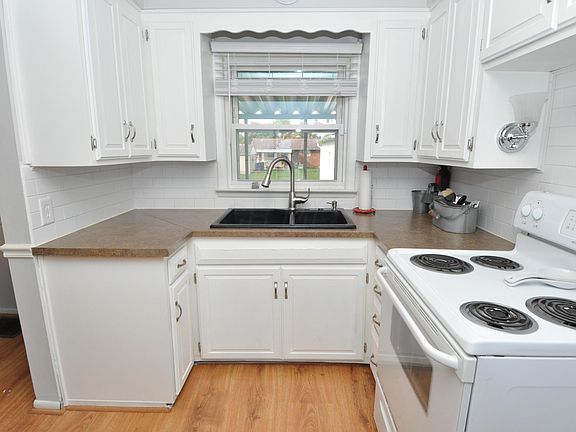 2nd image of 94 Southgate Dr